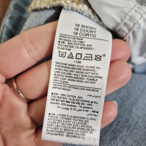 Old Navy Wow Wide Leg High Rise Jeans - Picture 7 of 8